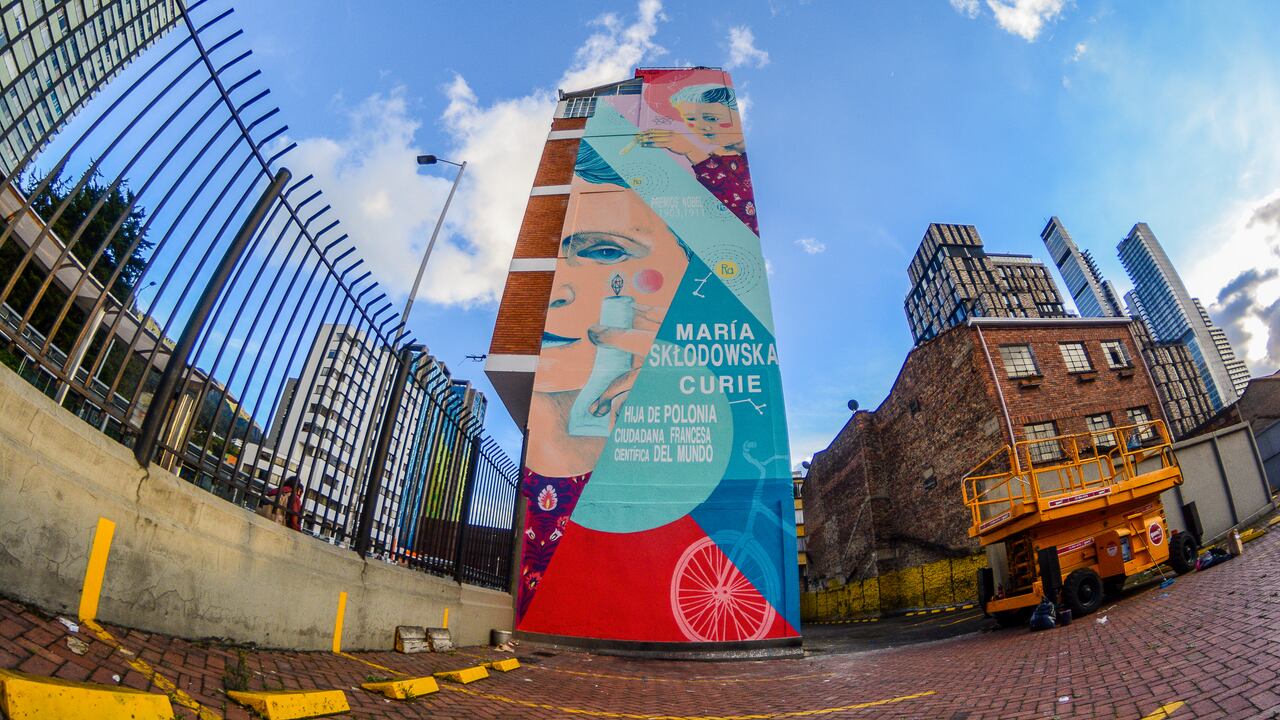 Mural Marie Curie en la UJTL