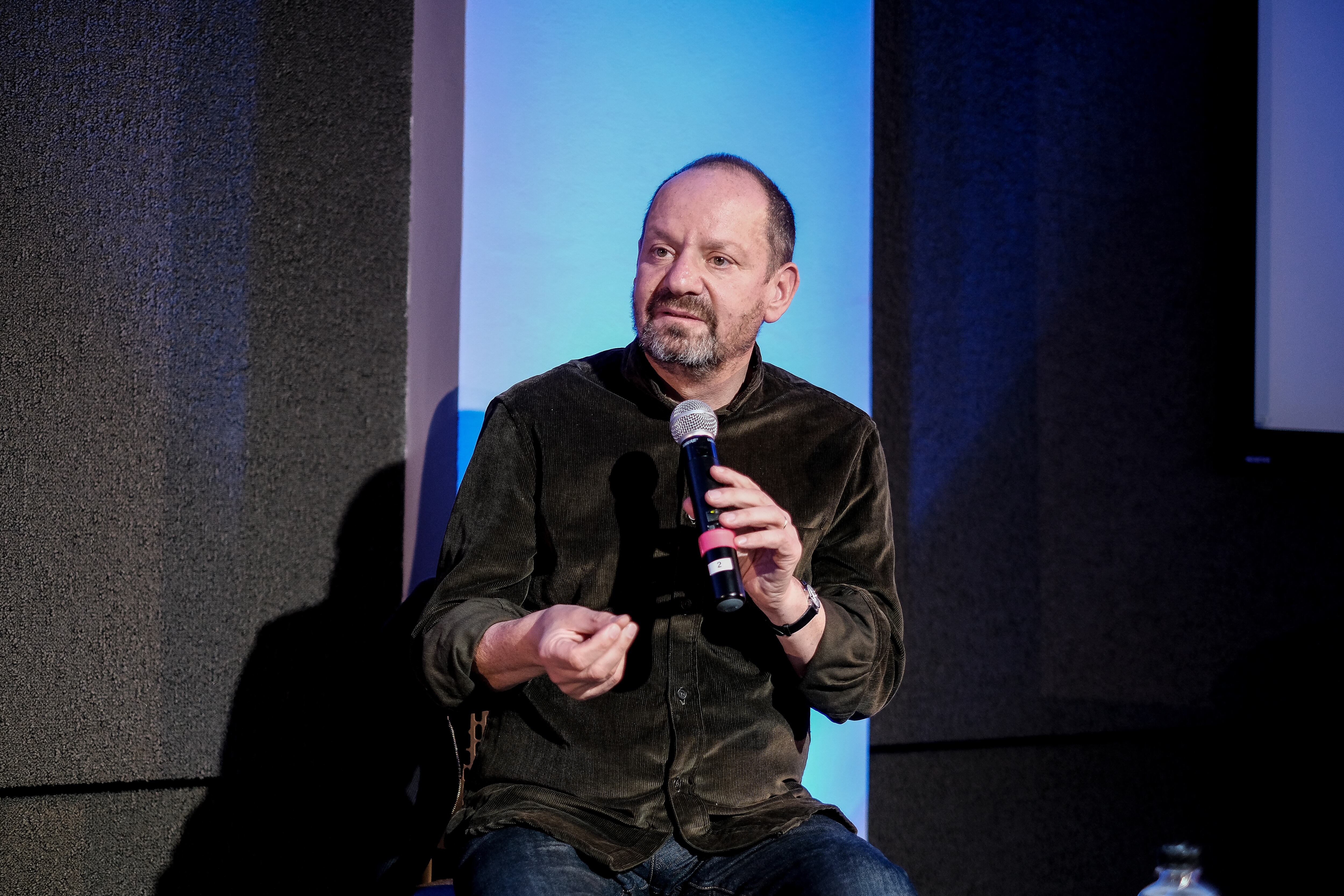 Philippe Sands en el 29 Lviv Book Forum, en 2022, en Ucrania. Foto: Les Kasyanov/Global Images Ukraine via Getty Images.