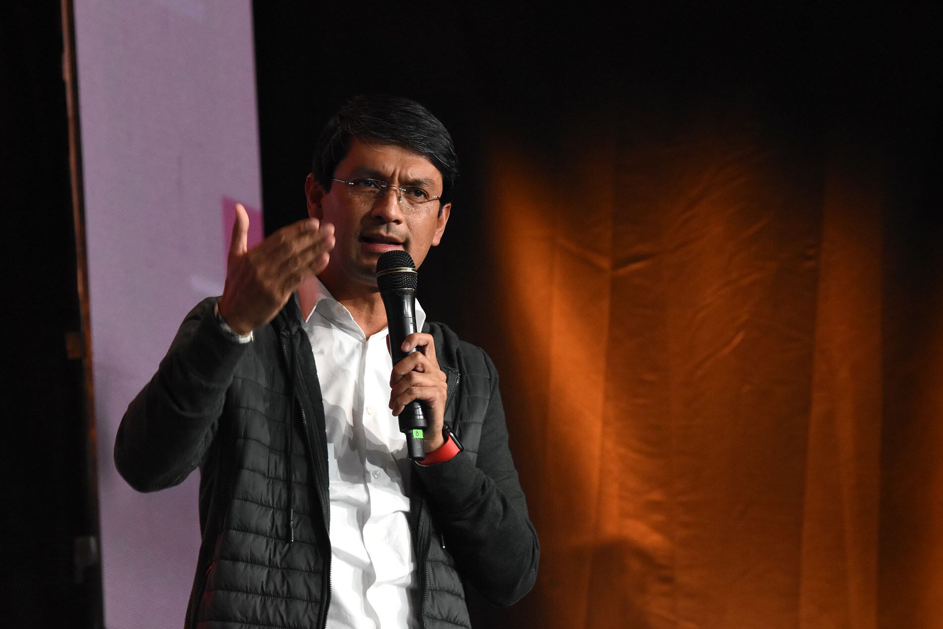 CAMILO ROMERO CARA A CARA