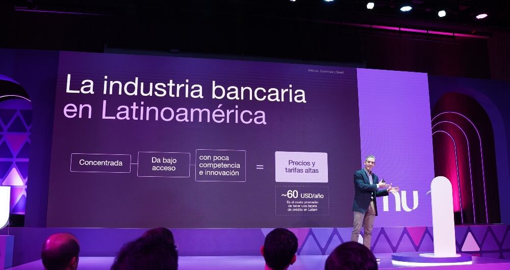 David Vélez, fundador de Nubank, en una conferencia en Bogotá.