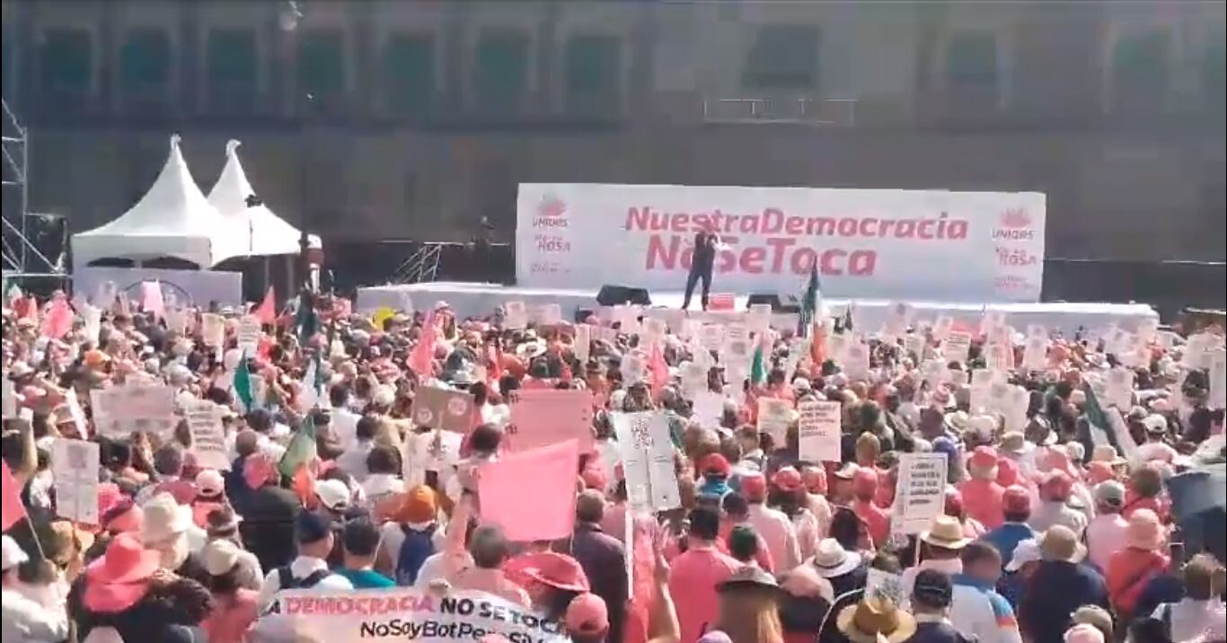 Los mexicanos exigieron que haya elecciones libres.