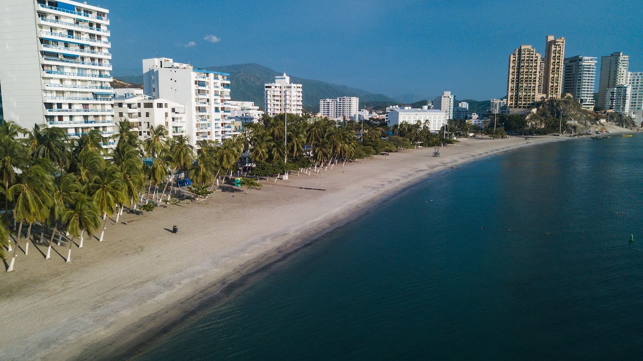Turista que intentaba ingresar a una playa en Minca, Santa Marta, pagó presunta extorsión de unos falsos agentes de Policía.