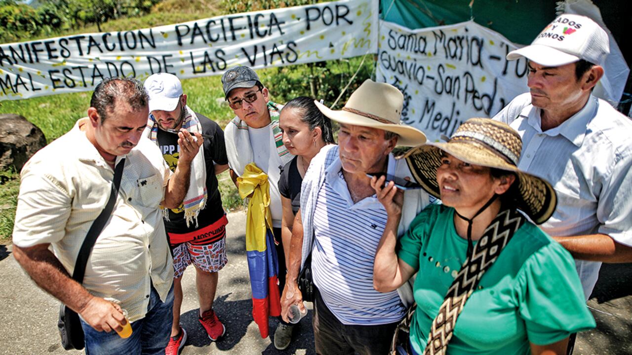San Pedro de Jagua (Ubalá Zona B), 14 de septiembre. Tras 31 días de protesta pacífica, los habitantes levantaron la restricción de la movilidad de operarios de la hidroeléctrica.