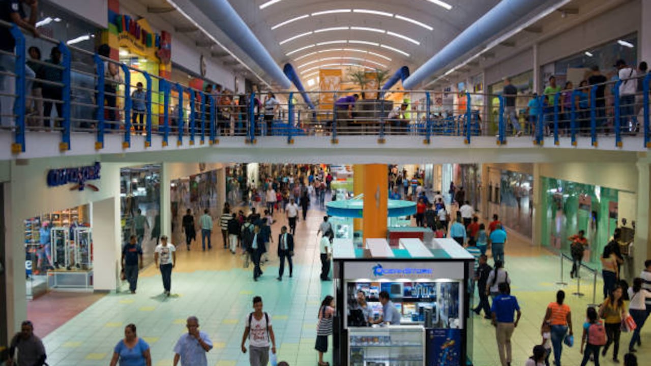 Albrook Mall, centro comercial en Panamá. (Photo by: Sergi Reboredo/VW PICS/Universal Images Group via Getty Images)