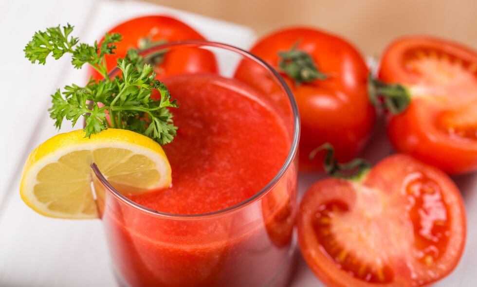 Juego de tomate y limón