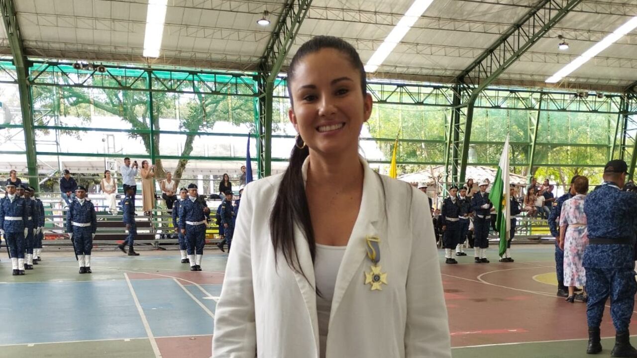 Abren pliego de cargos contra dos funcionarios de Medellín, entro ellos, Mónica Alejandra Gómez.