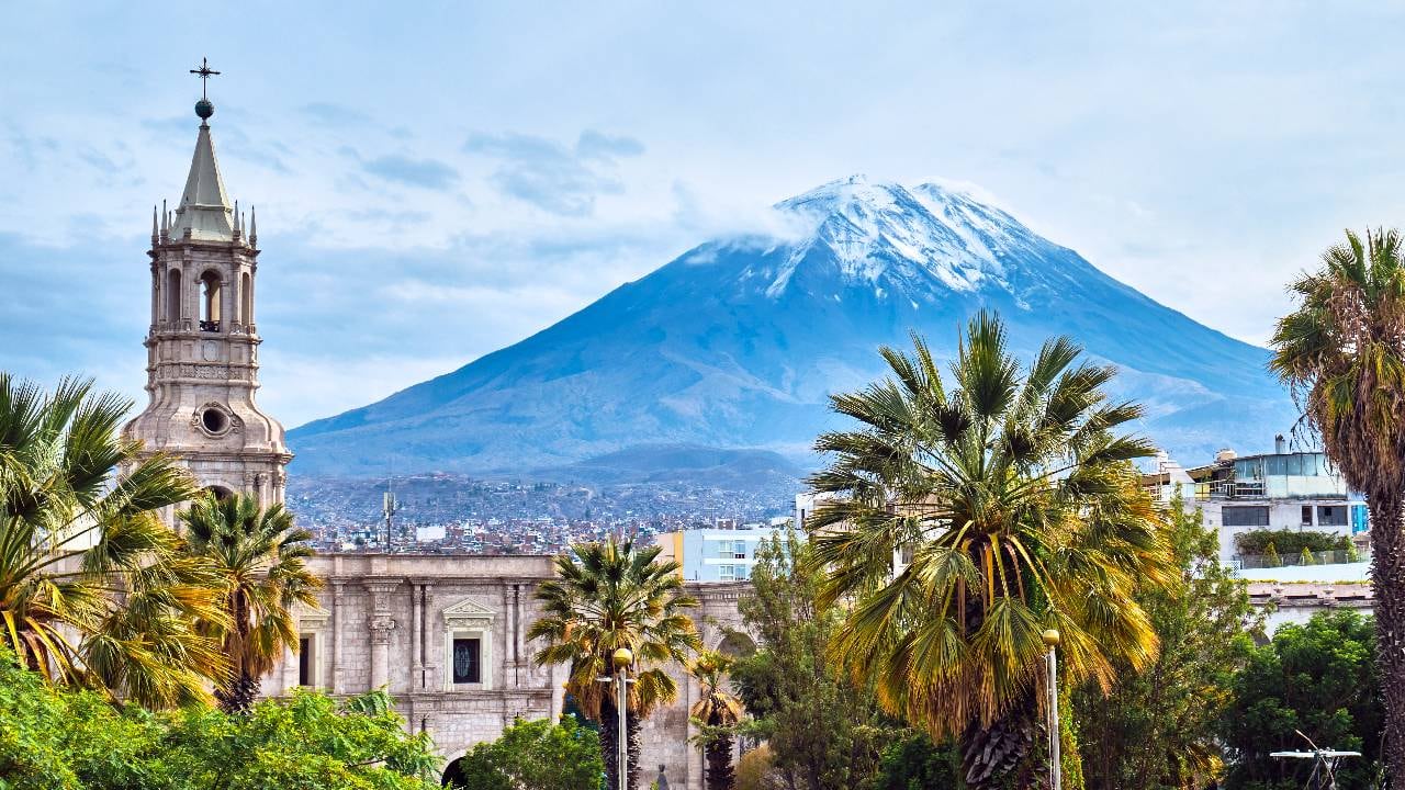 Imagen panorámica de Arequipa, Perú.