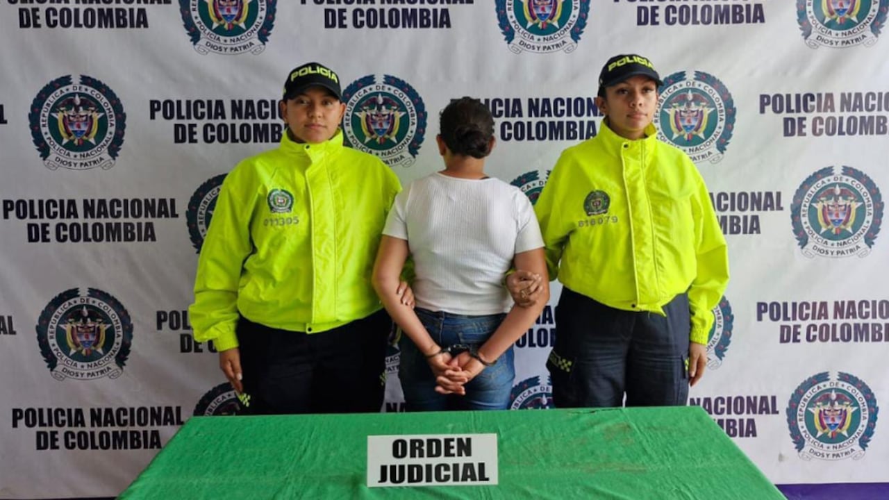 Mujer capturada, presuntamente, por el homicidio de su esposo en Quindío.