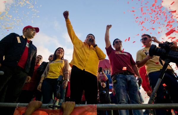 Chávez, habla durante un acto de campaña por su reelección en Guarenas, estado de Miranda (Venezuela). 