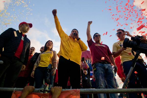 Chávez, habla durante un acto de campaña por su reelección en Guarenas, estado de Miranda (Venezuela).