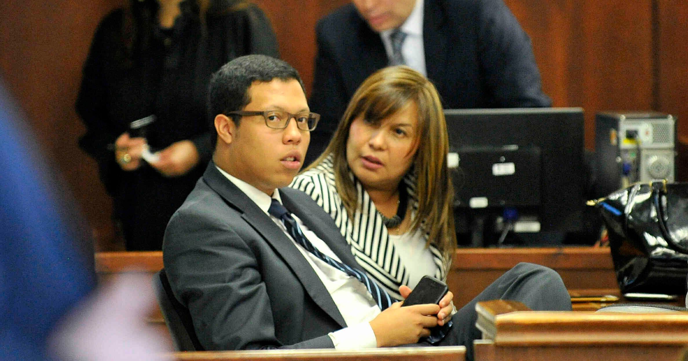 La señora Oneida Escobar y su hijo Jorge Colmenares.