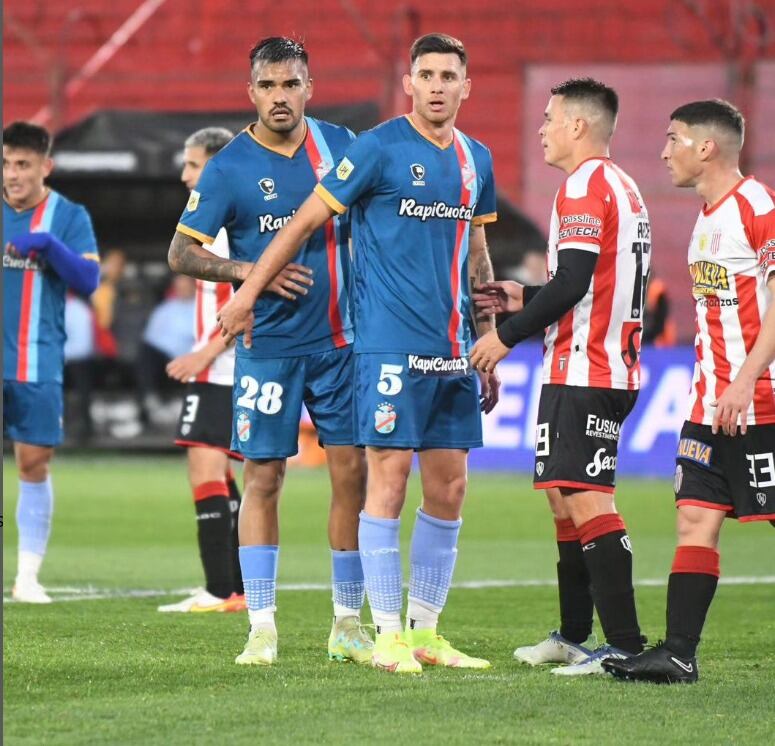 Arsenal tiene una victoria en el semestre.