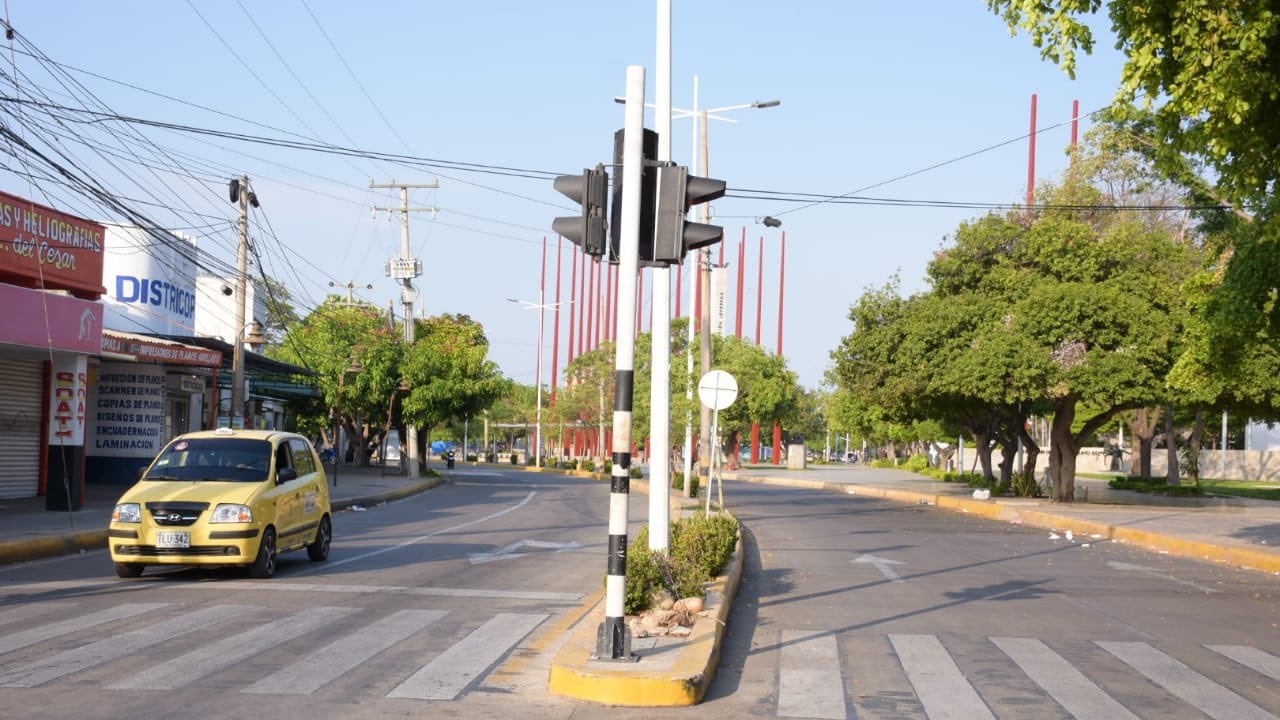 Una de las calles de Valledupar durante el toque de queda.