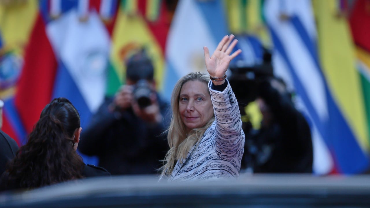 Karina Milei, hermana del presidente Milei, podría estar implicada en delitos de corrupción.