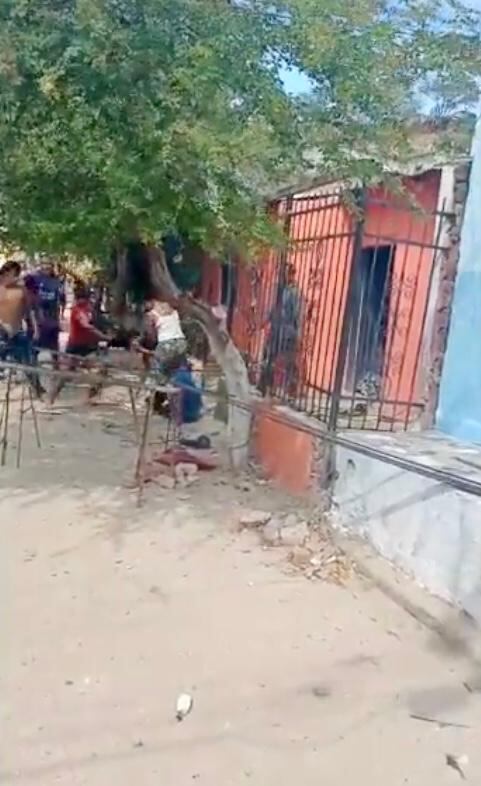 En esta casa de color Naranja se habrían originado los hechos