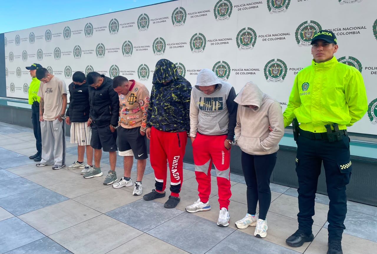 Policía de Bogotá desmantela a 'Los Nocopeo', red de microtráfico que usaba una barbería como fachada en Bosa.