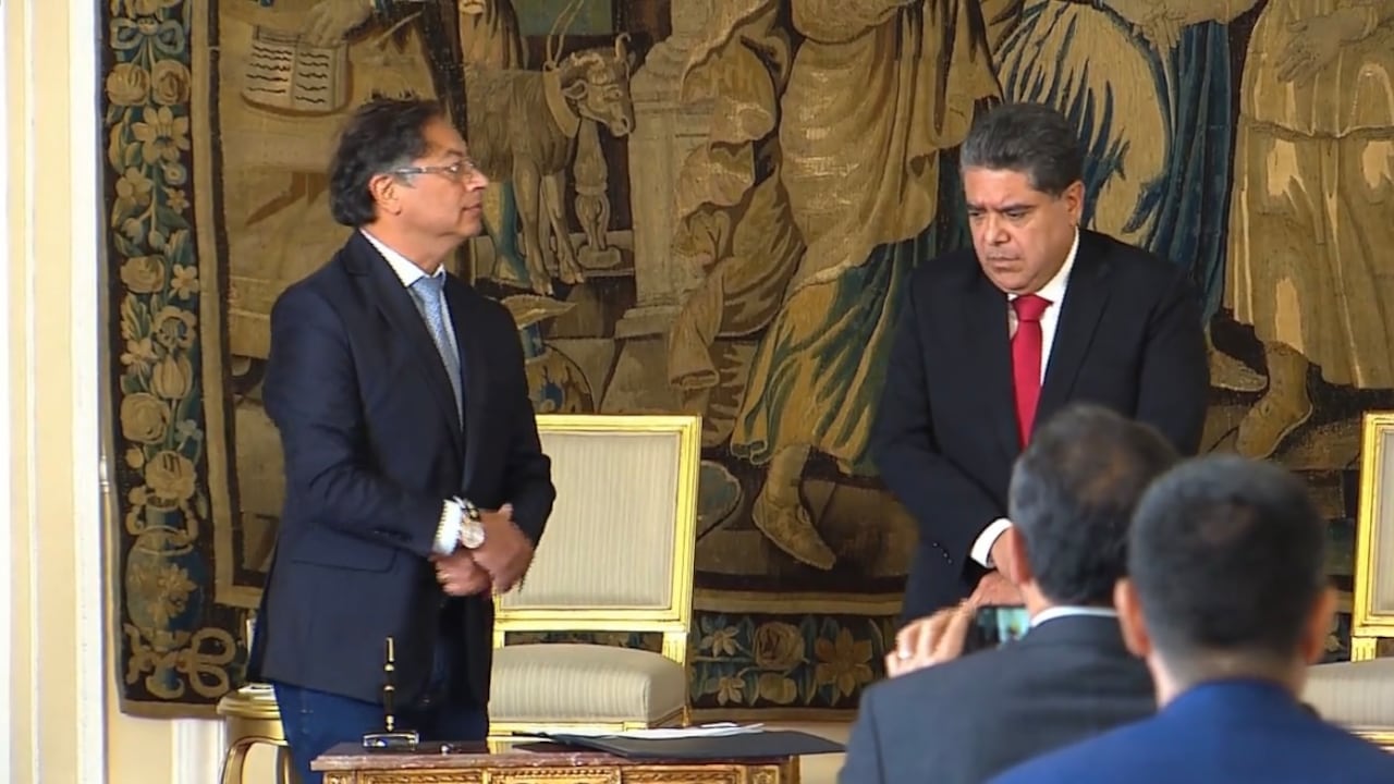 Presidente Gustavo Petro y el contralor General Carlos Hernán Rodríguez