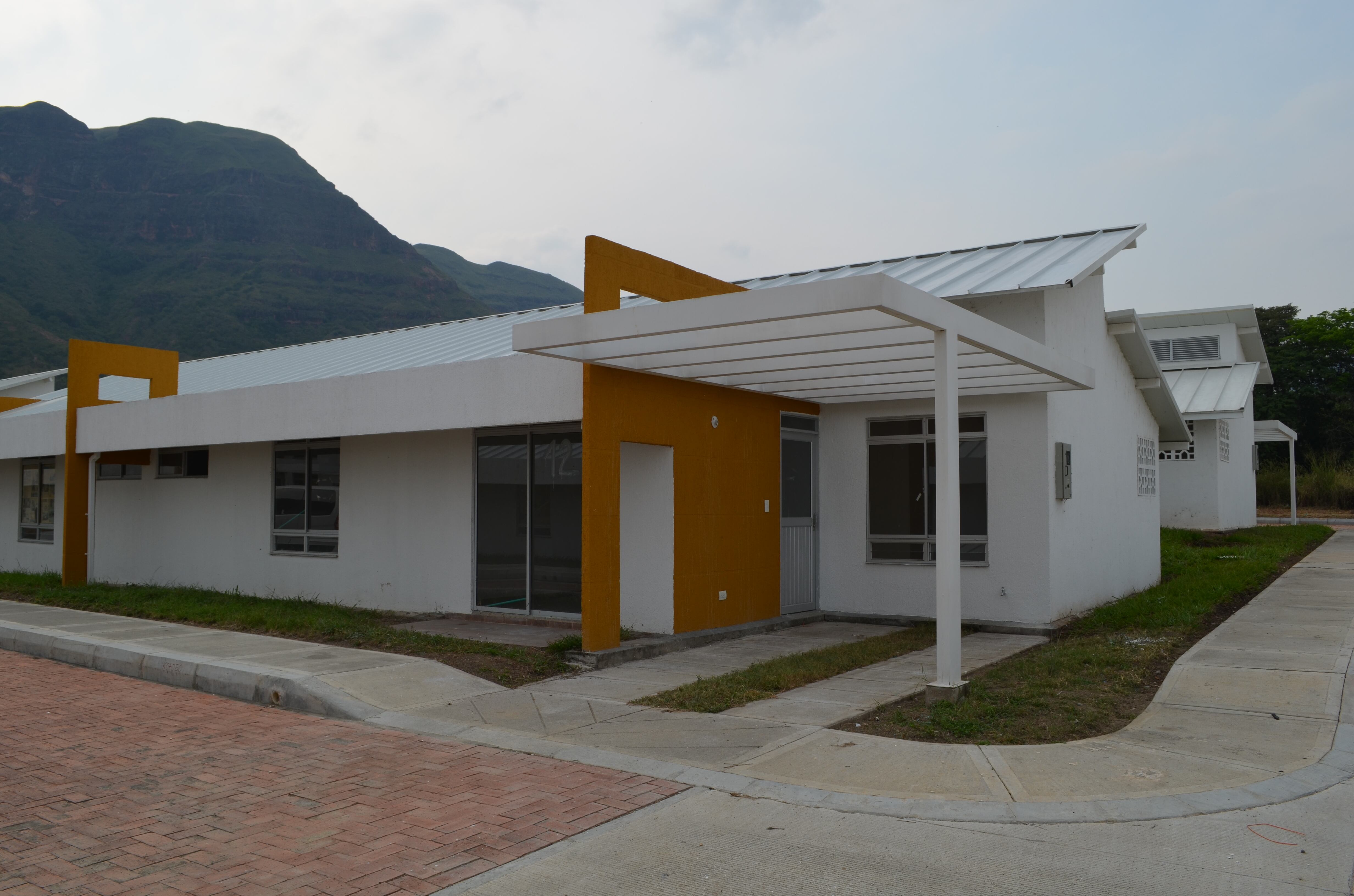 Cenop 1: El proyecto de viviendas fiscales que tiene en aprietos al director de la Policía