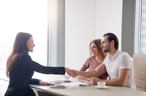 Bayport recibe línea de crédito