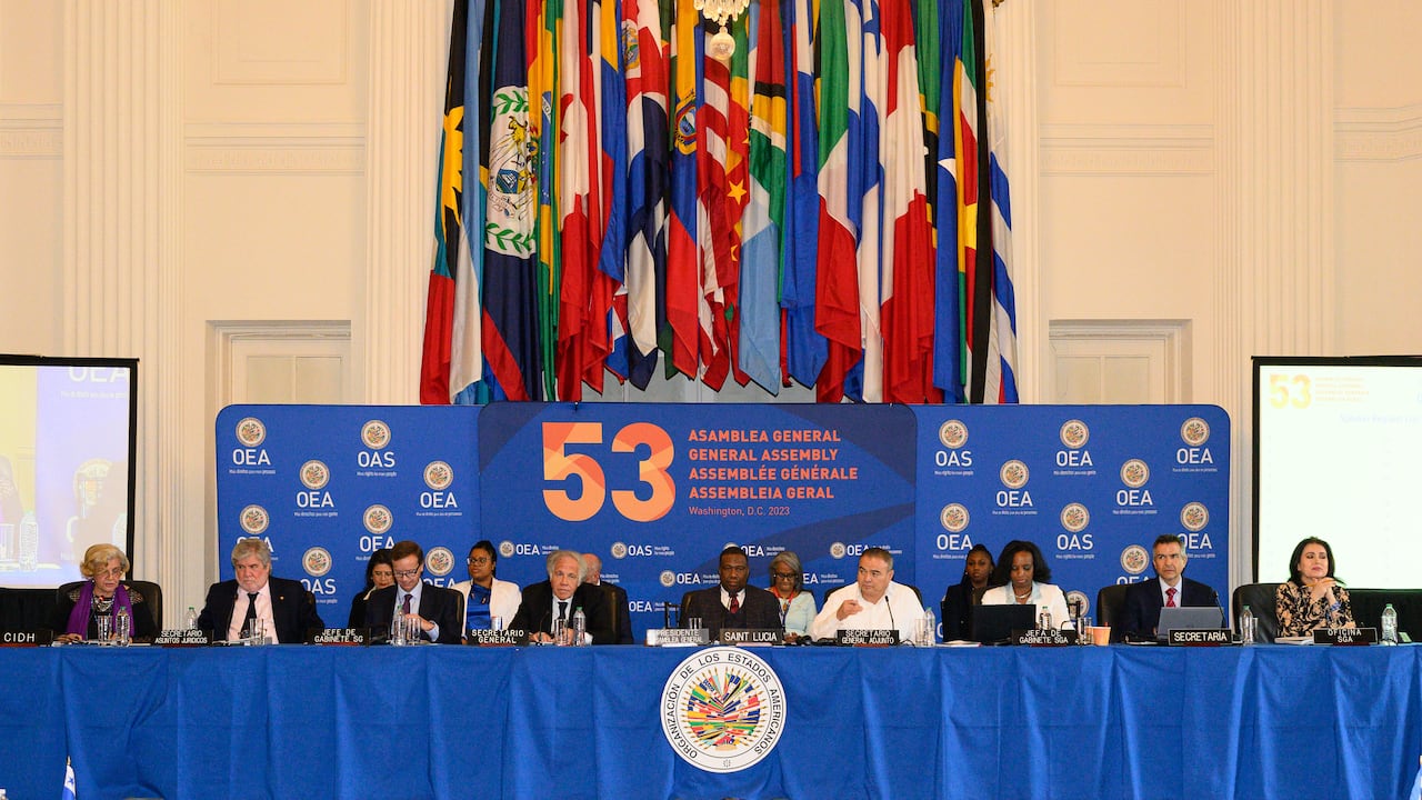 Esto ocurre en el cierre de la Asamblea General de la OEA en Washington