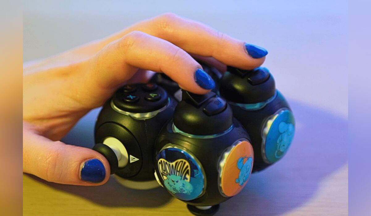 Proteus es un control inalámbrico modular que para Xbox que el jugador puede personalizar