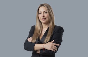 Carolina Escobar Velásquez, gerente de la Sociedad Hidroeléctrica Ituango, llega con más de 20 años de experiencia en banca, inversión, infraestructura y energía. Su apuesta es que Hidroituango trascienda la generación de energía y se convierta en una plataforma de desarrollo regional para Antioquia y Colombia.