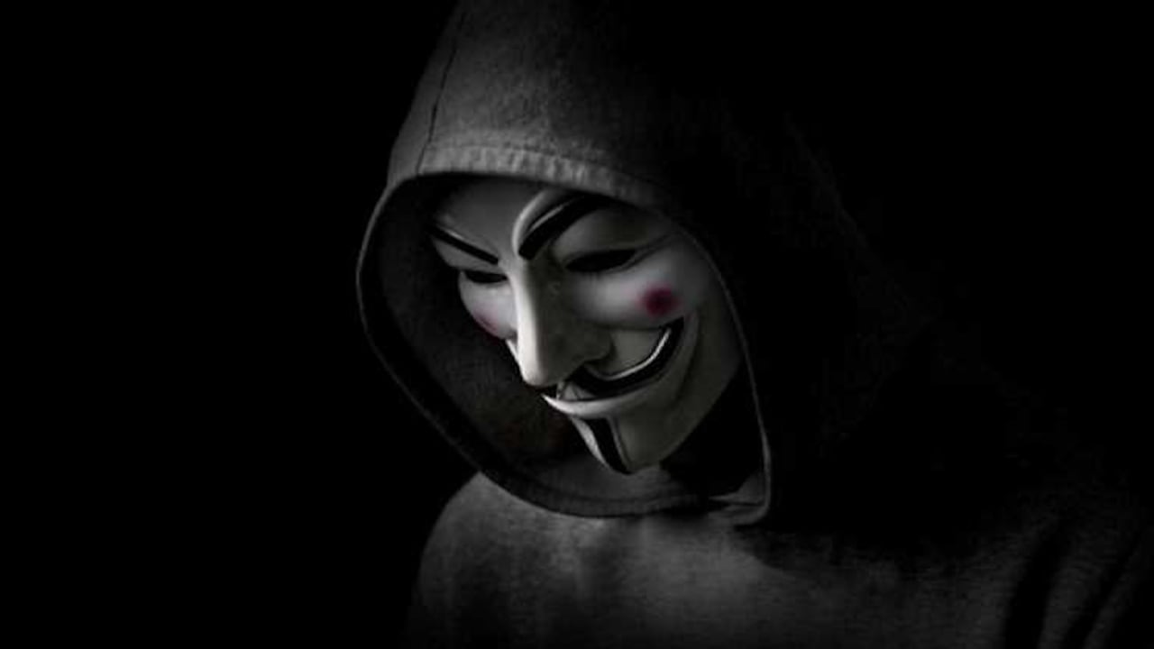 Anonymous le declaró la guerra a la organización yihadista para vengar los atentados de París, bajo el nombre Operación Estado Islámico.