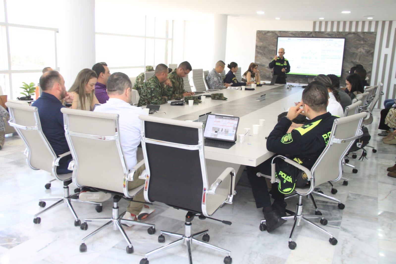 Del Consejo de Seguridad participaron autoridades locales y departamentales.