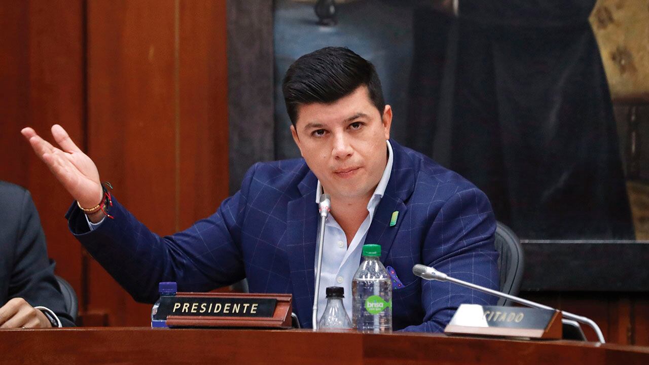 El senador Gustavo Moreno, salpicado por el escándalo de la Unidad para las Víctimas, ha militado en En Marcha y en ASI.