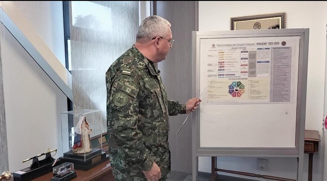 El comandante de las Fuerzas Militares, el general Helder Giraldo, indicó que más de 10.000 hombres están en el Bajo Cauca, antioqueño para contener el paro minero.