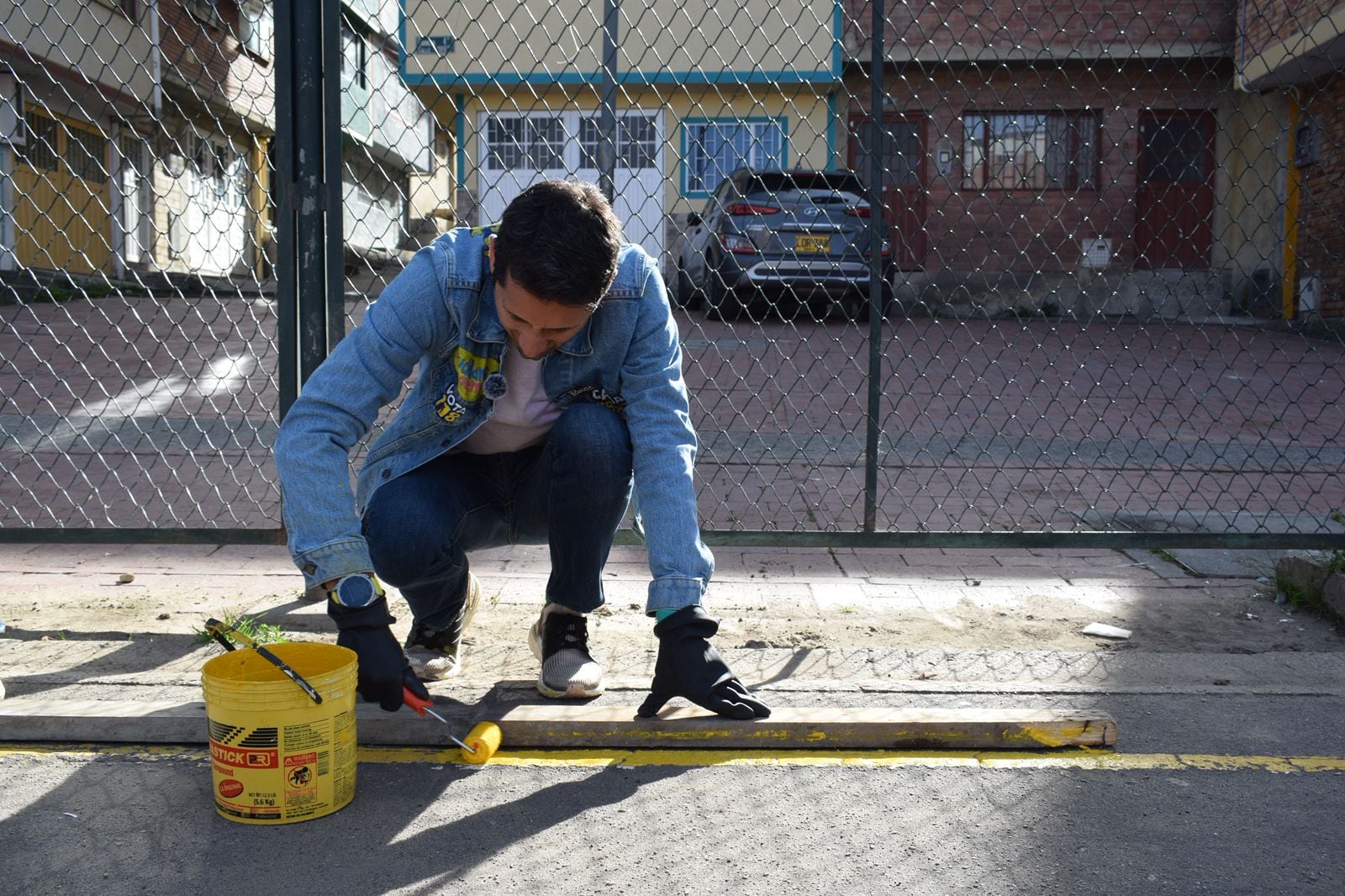 El candidato a la Cámara por Bogotá, Nicolás de Francisco, quiere promover una ley para el primer emprendimiento que permita a los jóvenes acceder a capital semilla e incentivos tributarios para crear su propio negocio.