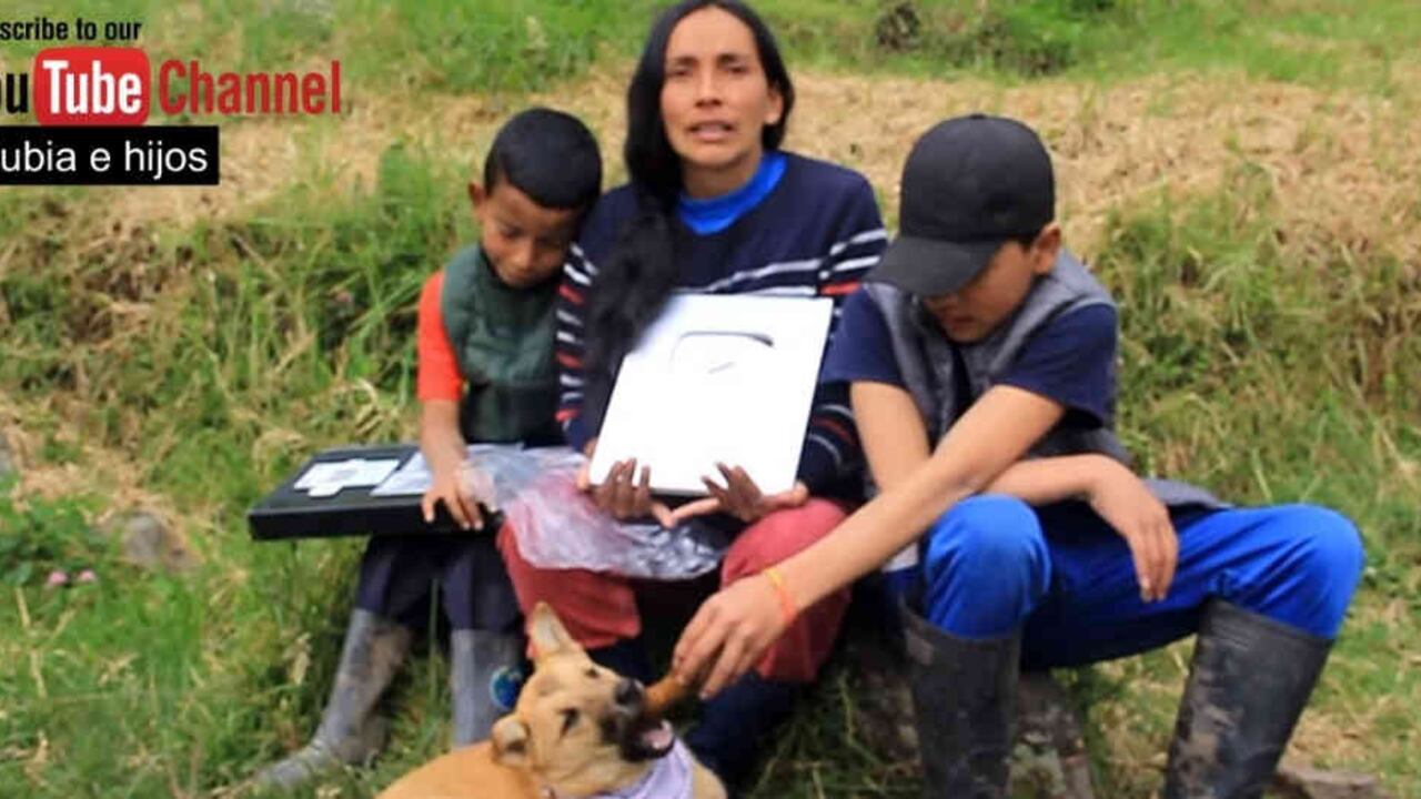 Nubia y sus dos hijos.