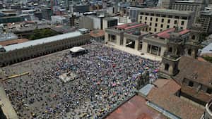 Marcha de las mayorías en contra del Gobierno de Gustavo Petro
Plaza de Bolívar
