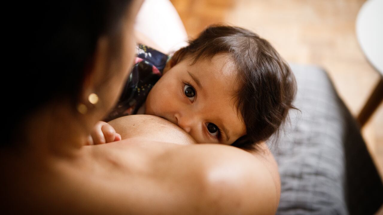 Las niñas no amamantadas han mostrado tener mayor riesgo de padecer cáncer de mama en la edad adulta.
