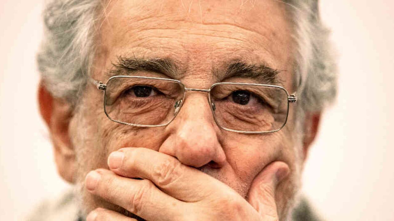 Plácido Domingo niega las acusaciones de las nueve mujeres. Foto: AP