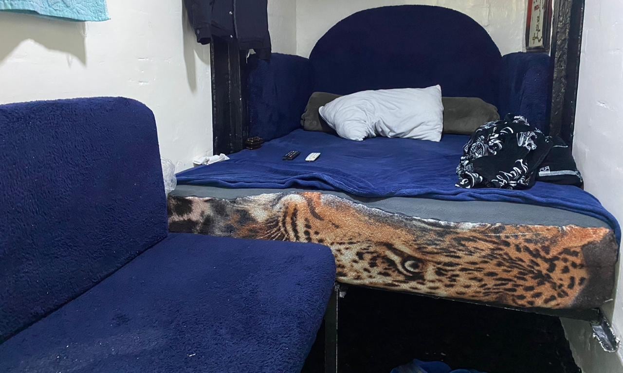 Las celdas de “lujo” en la cárcel La Modelo de Bogotá. SEMANA llegó a estos espacios