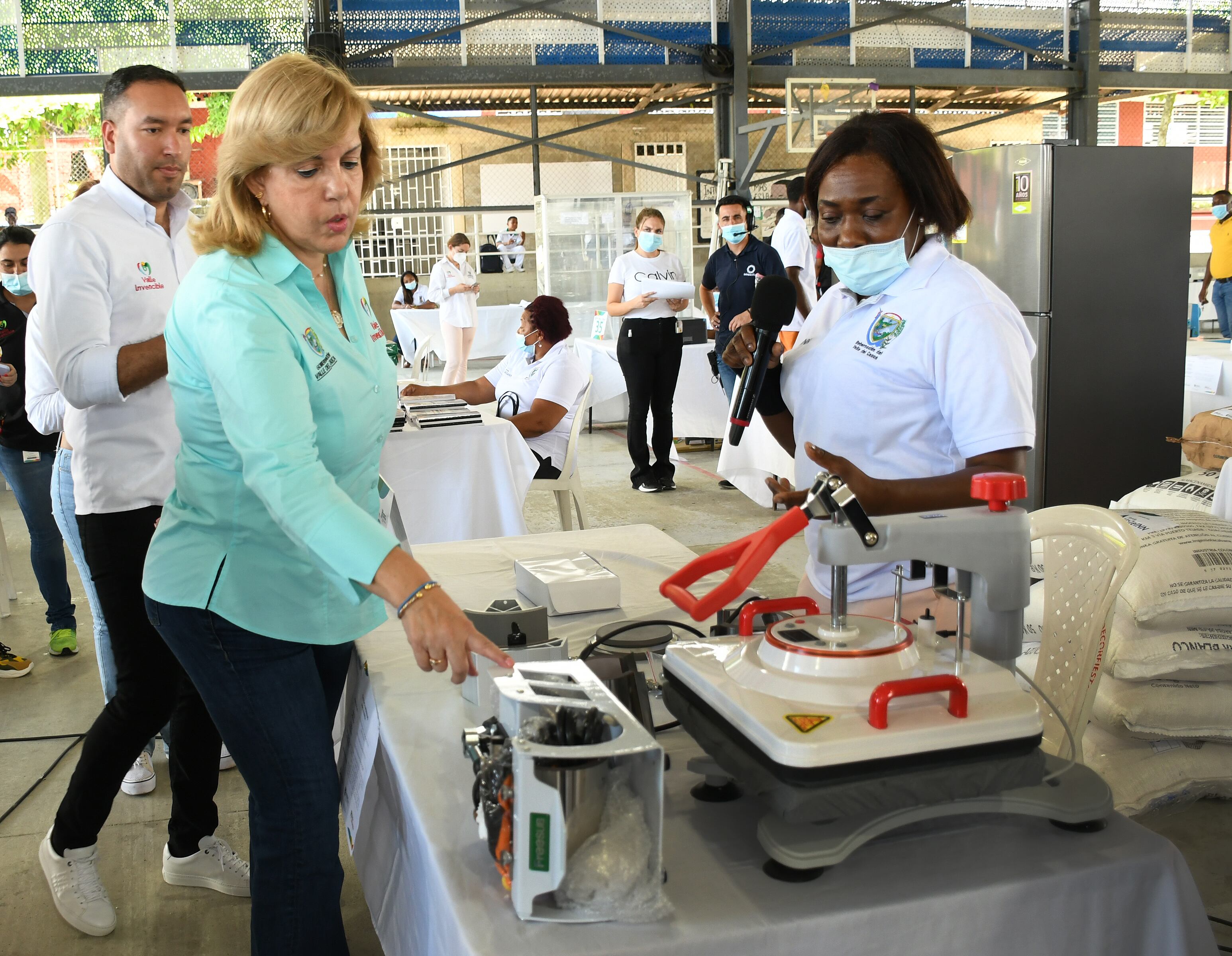 La Gobernación del Valle ha invertido cerca de 103.000 millones de pesos para impulsar los emprendimientos y las microempresas de más de 16.000 vallecaucanos.