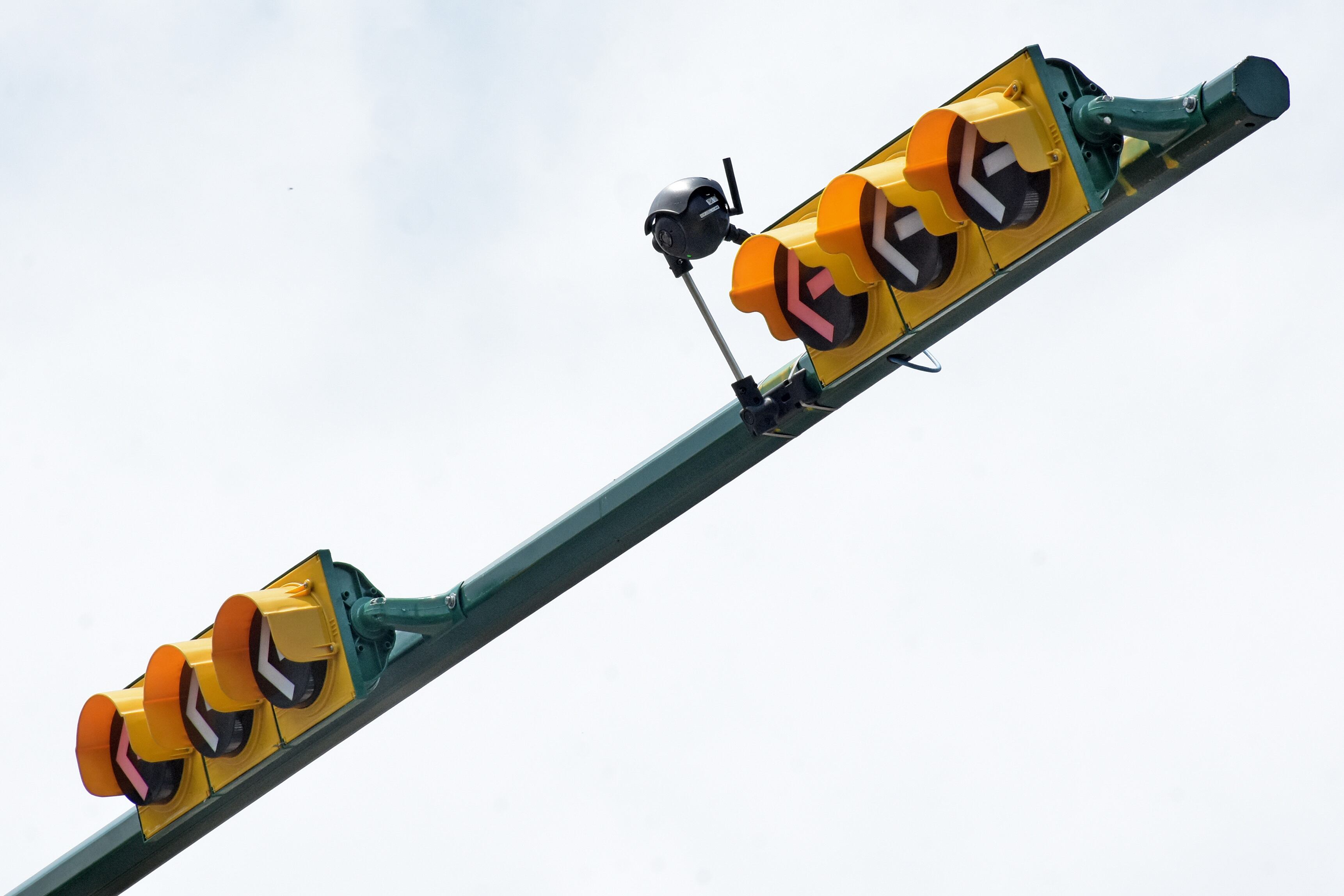 Instalación de Semáforos Inteligentes en Cali