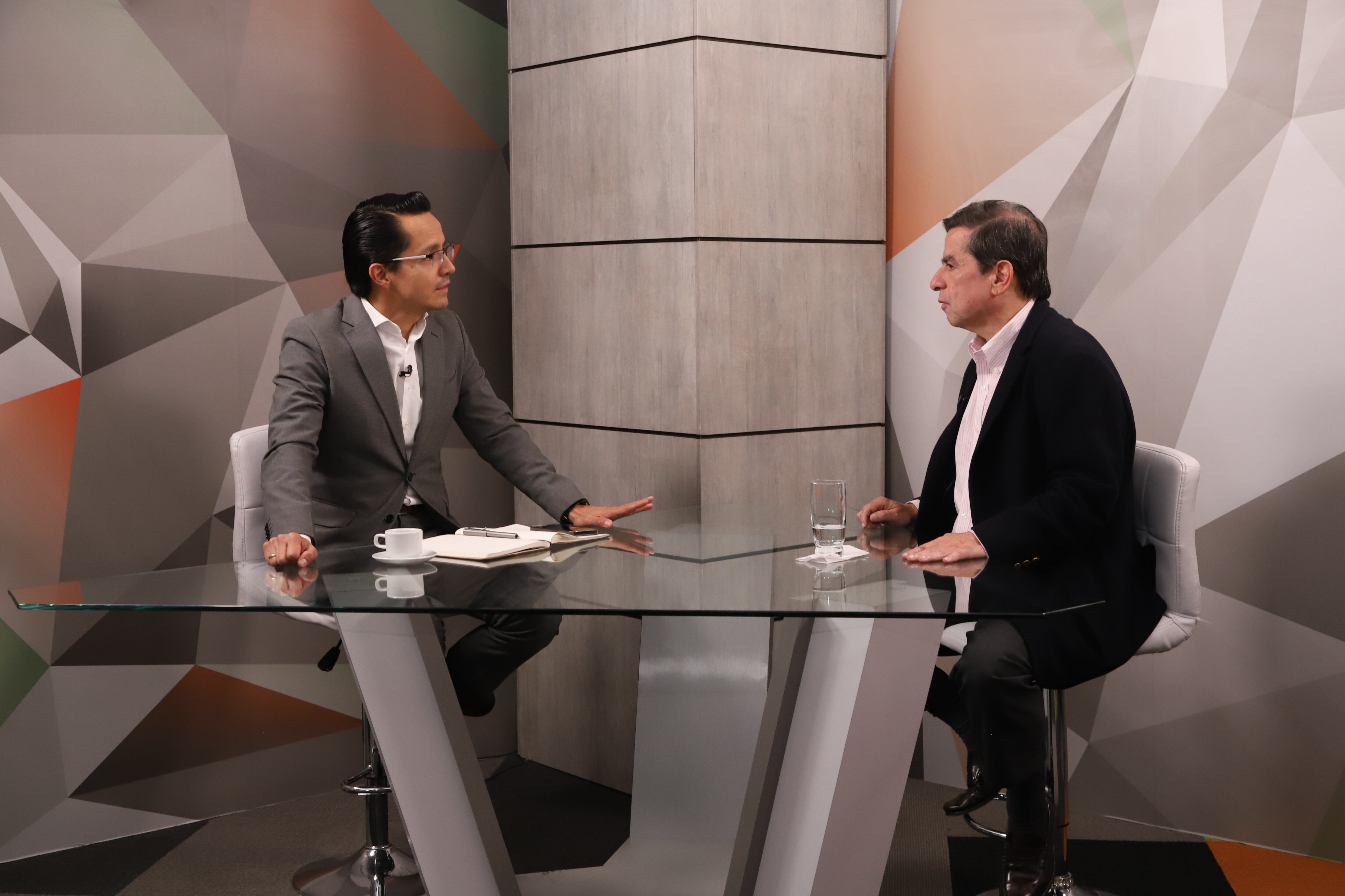 El Debate, entrevista de Yesid Lancheros director de Semana, al precandidato presidencial Juan Fernando Cristo.