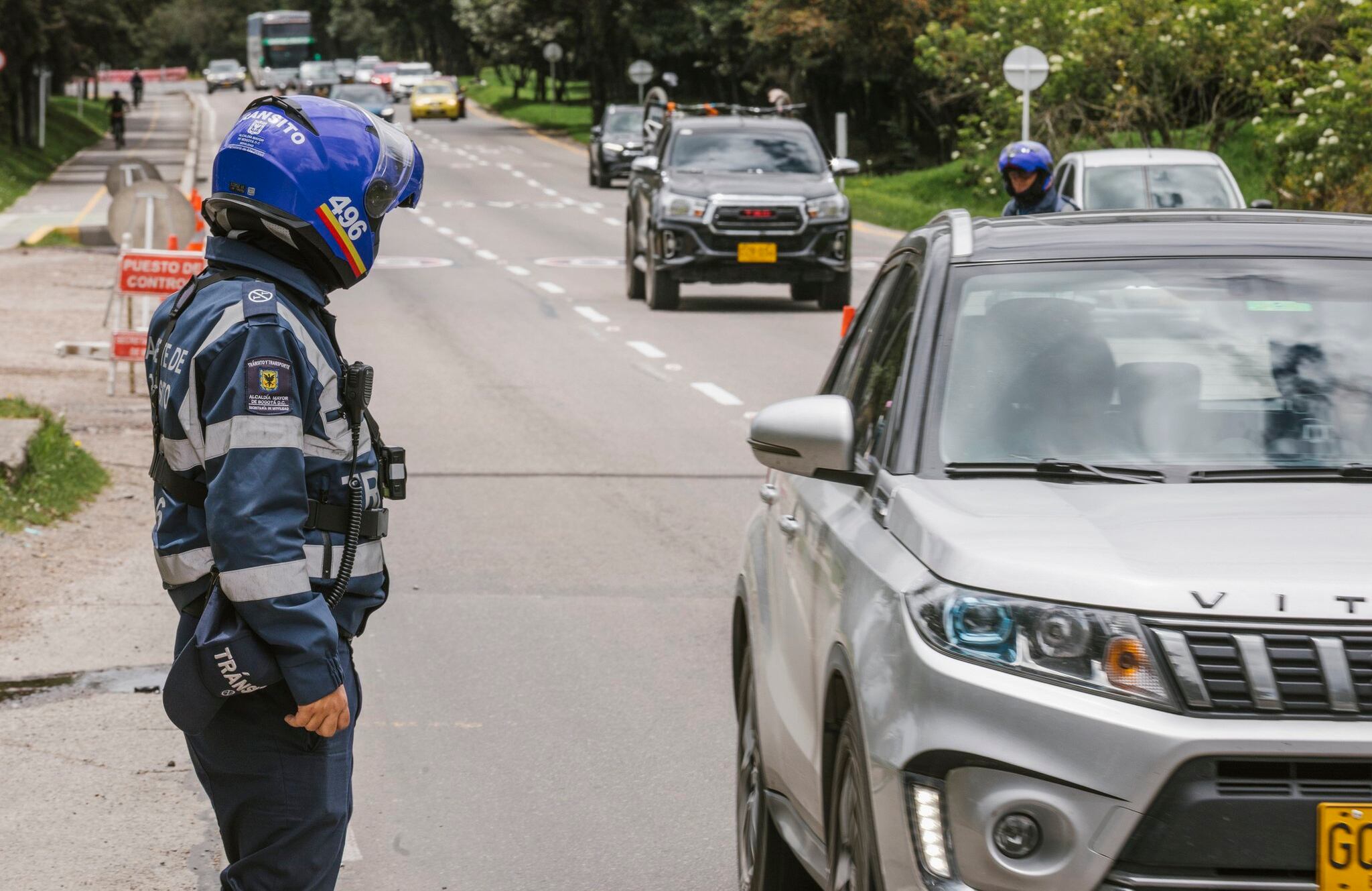 Las autoridades han desplegado todo un operativo para garantizar la seguridad vial.