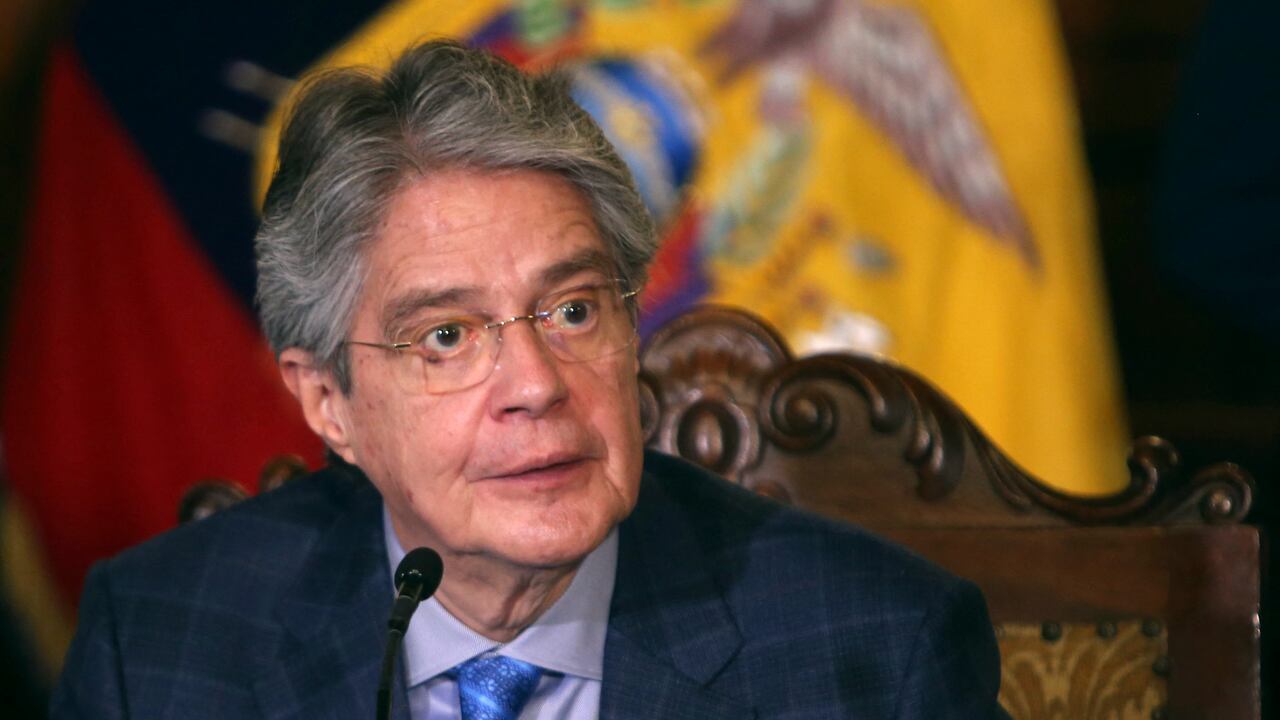 El presidente de Ecuador, Guillermo Lasso, es investigado por corrupción. Foto: AFP.