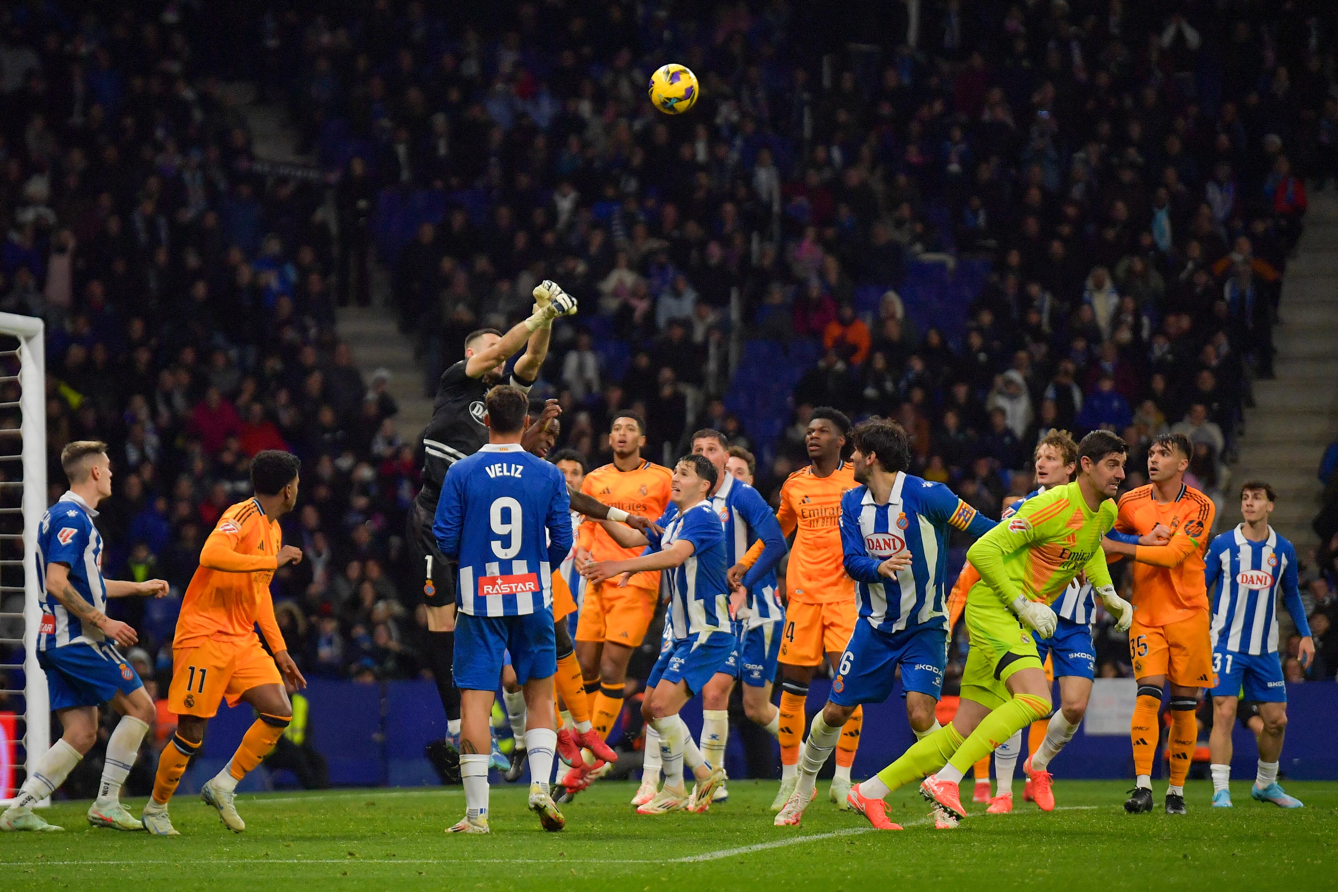 Real Madrid intentó igualar el marcador en numerosas ocasiones.