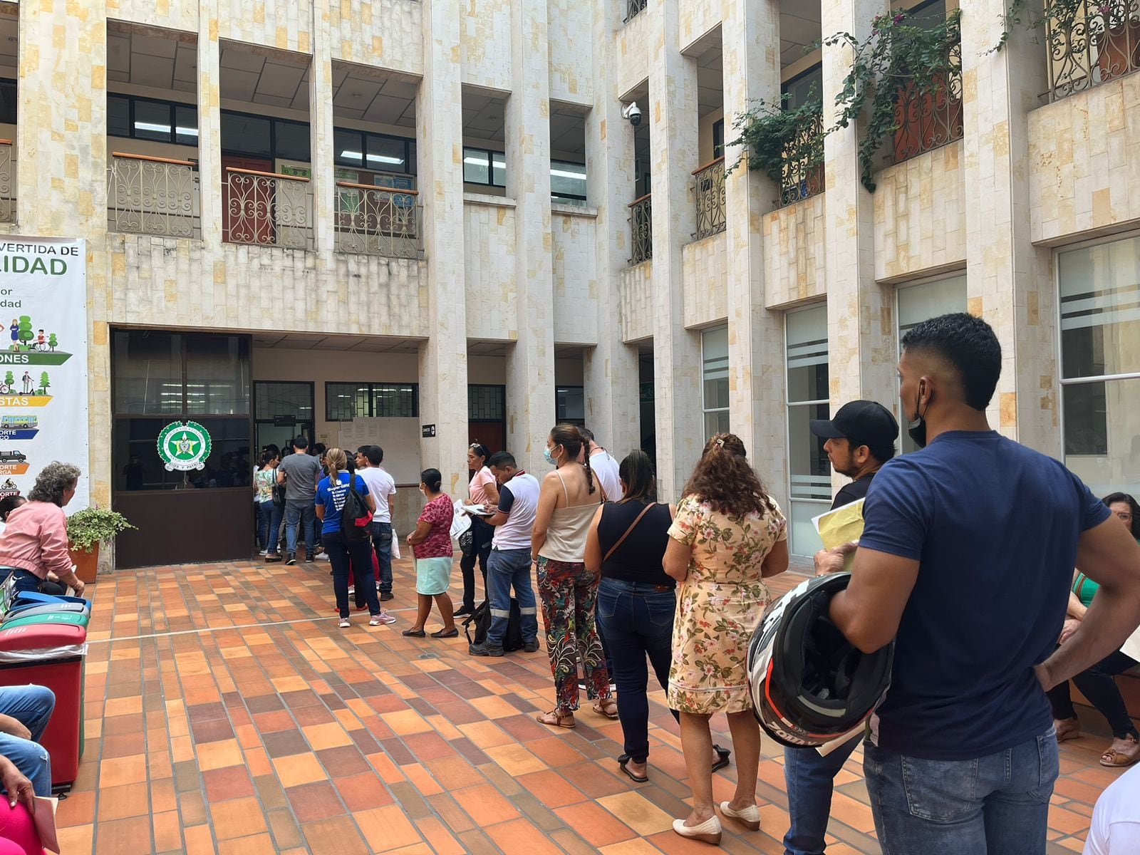El pago se hace en el palacio municipal.