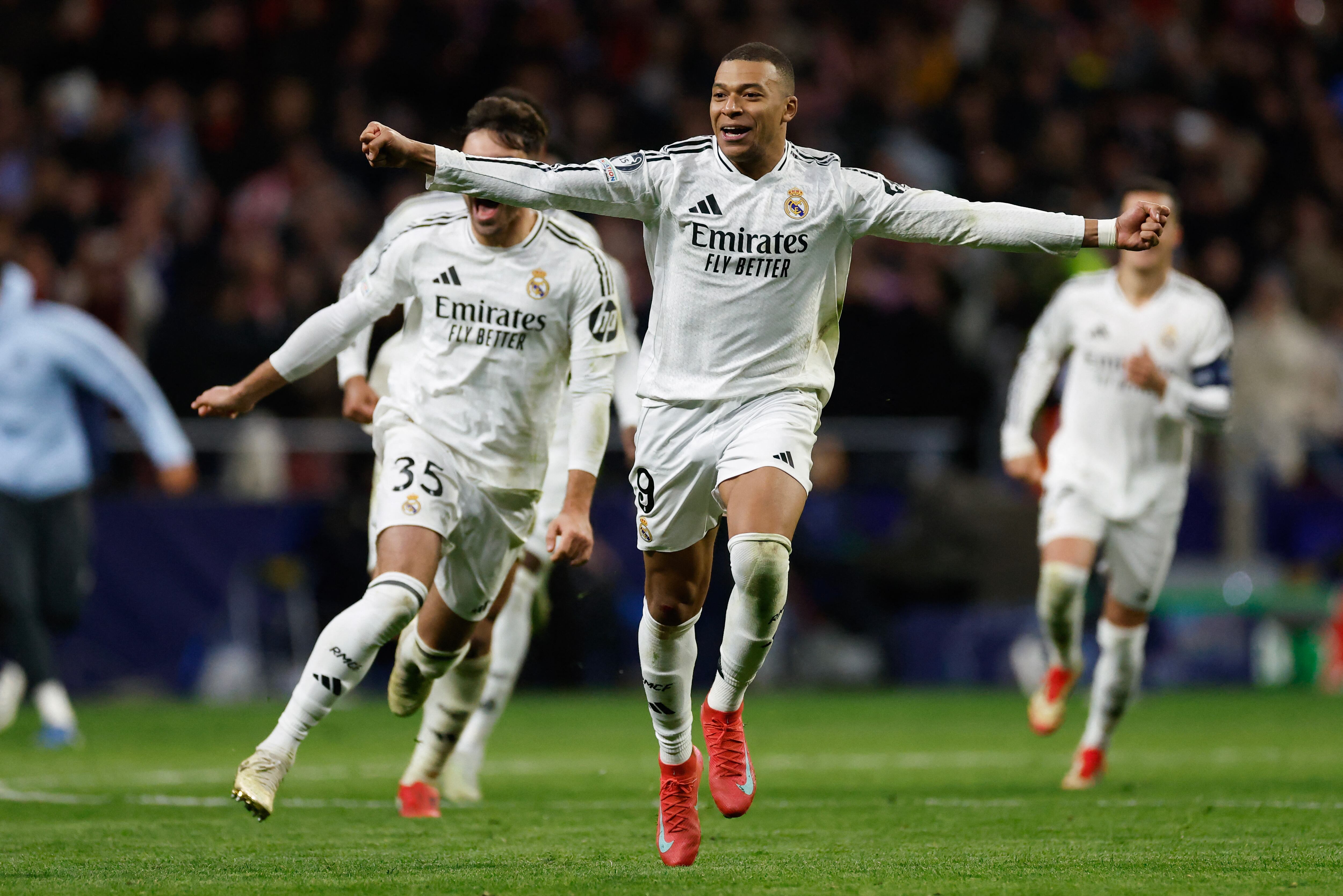 Real Madrid avanzó a cuartos de final por Champions League.