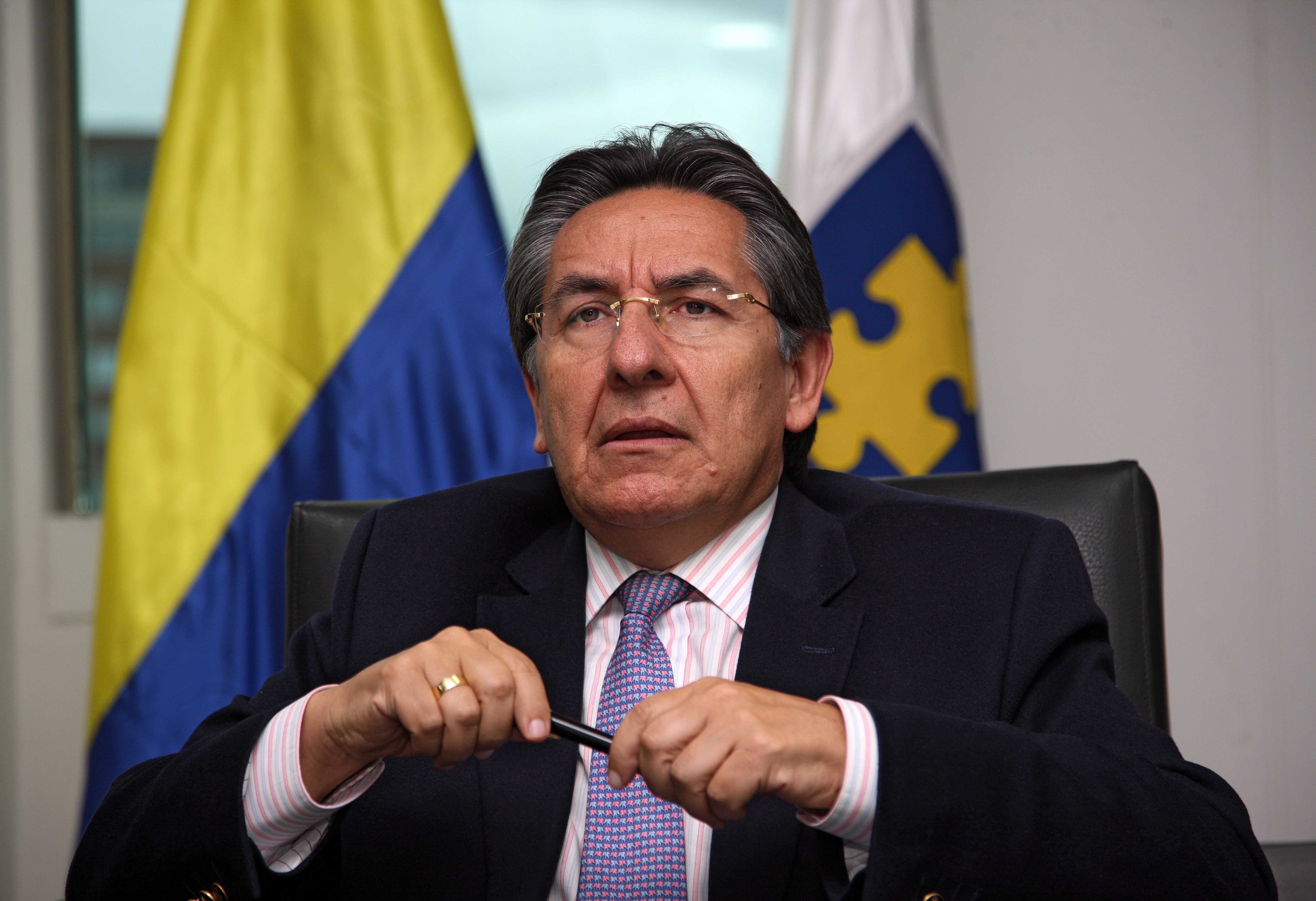 NESTOR HUMBERTO MARTINEZ
