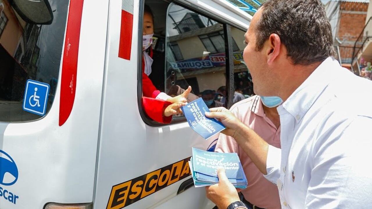 Los estudiantes de la zona rural de Manizales que reciben clases en instituciones educativas rurales y mixtas, tienen garantizado el servicio de transporte escolar para la vigencia 2023
