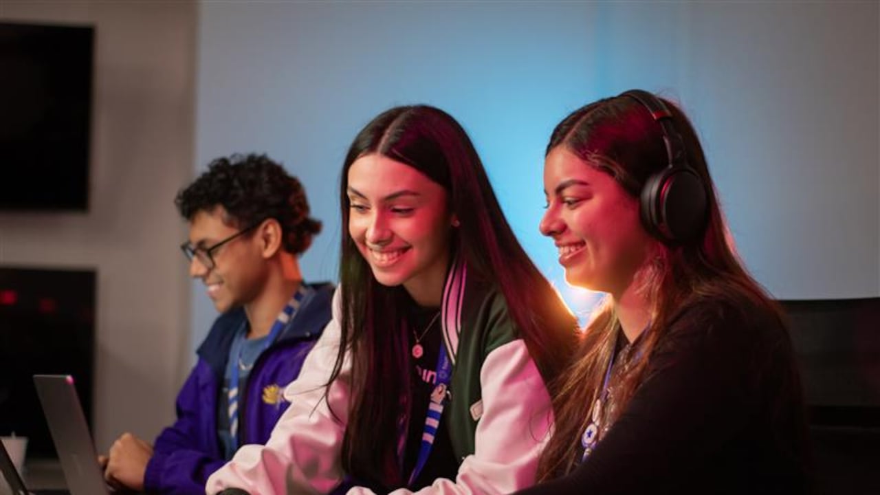 La incorporación de tecnologías avanzadas, como la IA, en los procesos empresariales debe realizarse de manera responsable para maximizar la calidad del servicio al cliente.