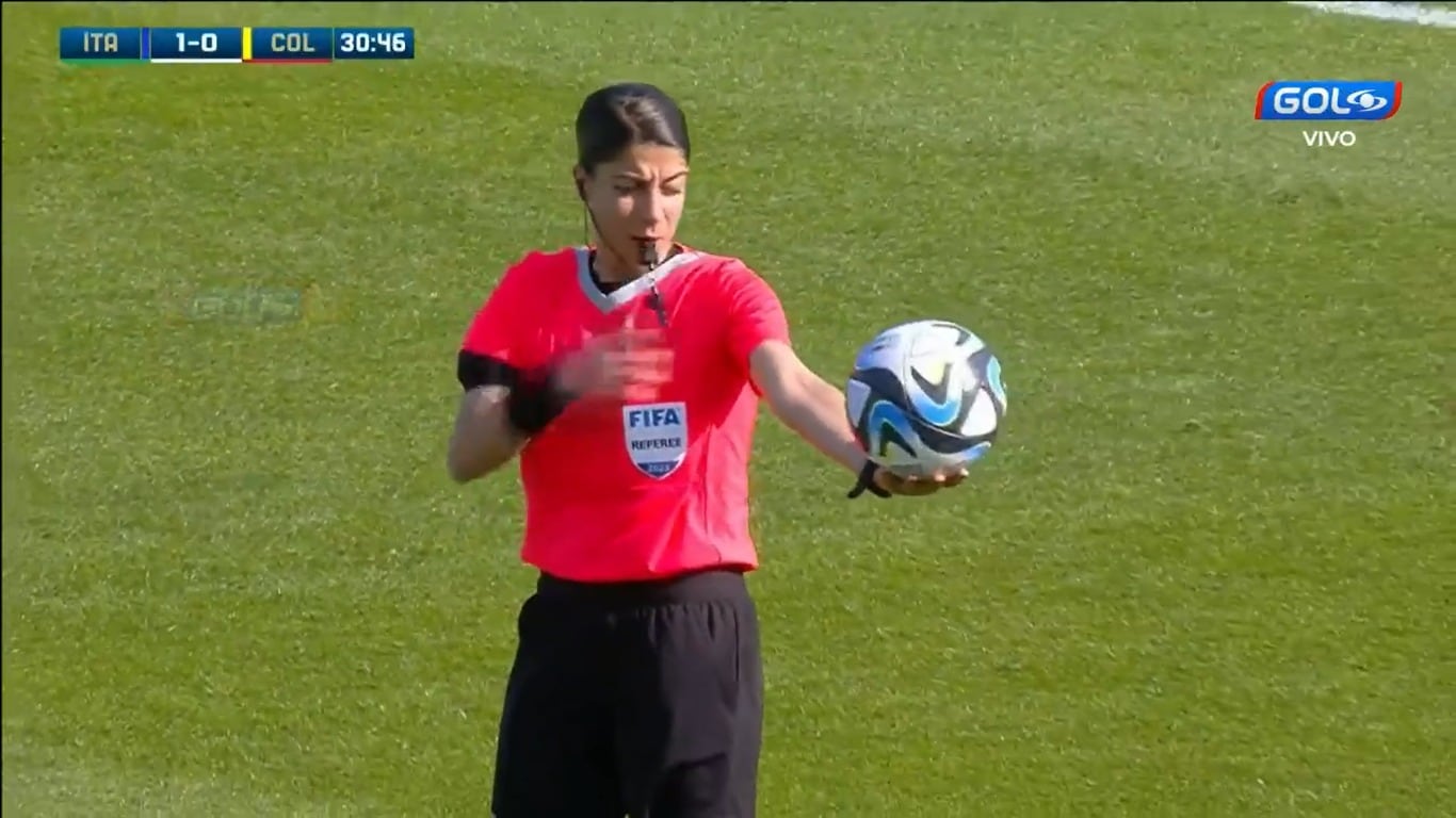 Arbitra: Zoé Stavrou
Asistente 1: Xenia irodotou (Chipre)
Asistente 2: Aggeliki Athanasopoulou (Chipre)
Cuarta: Deborah Bianchi (Italia)