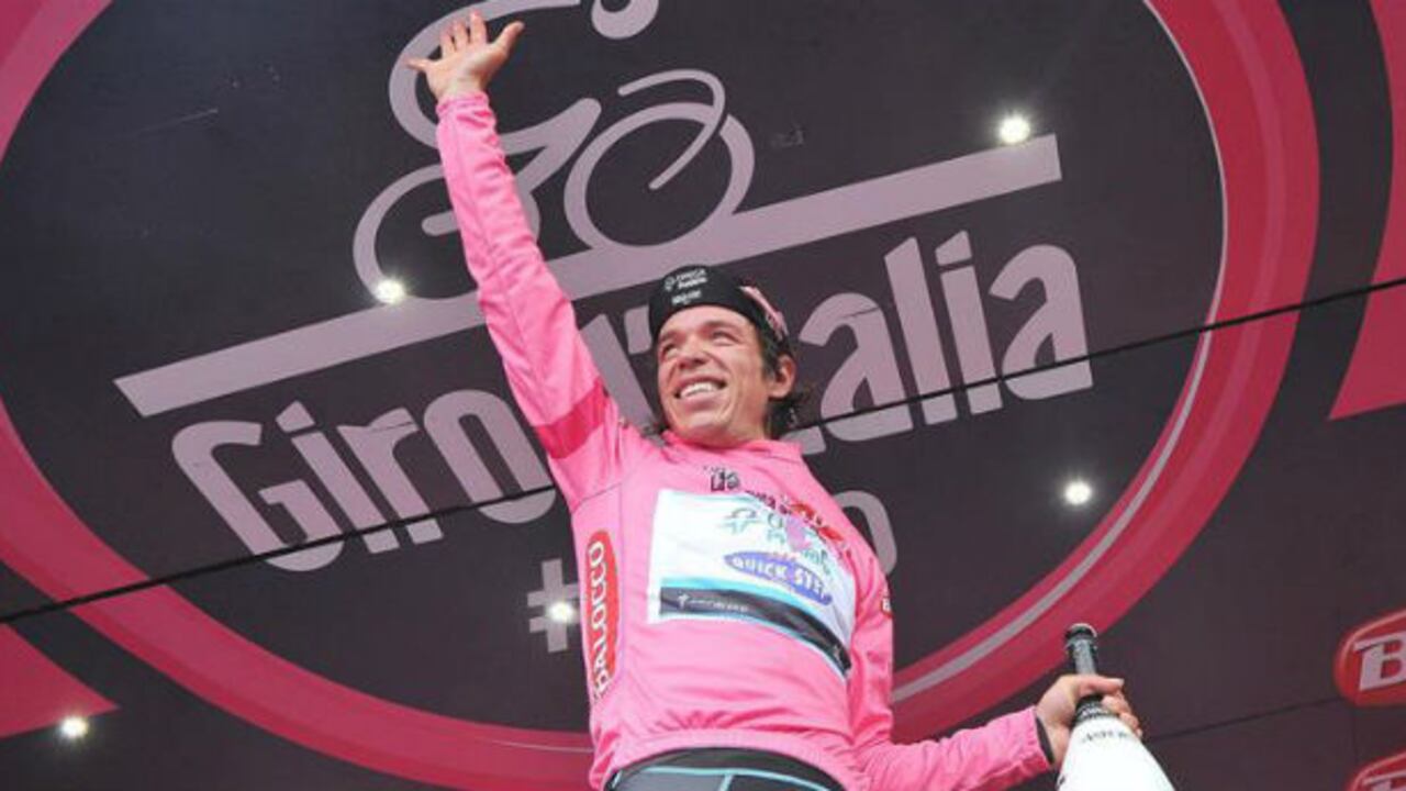 Urán se mantiene en el podio y tomó ventaja del segundo.