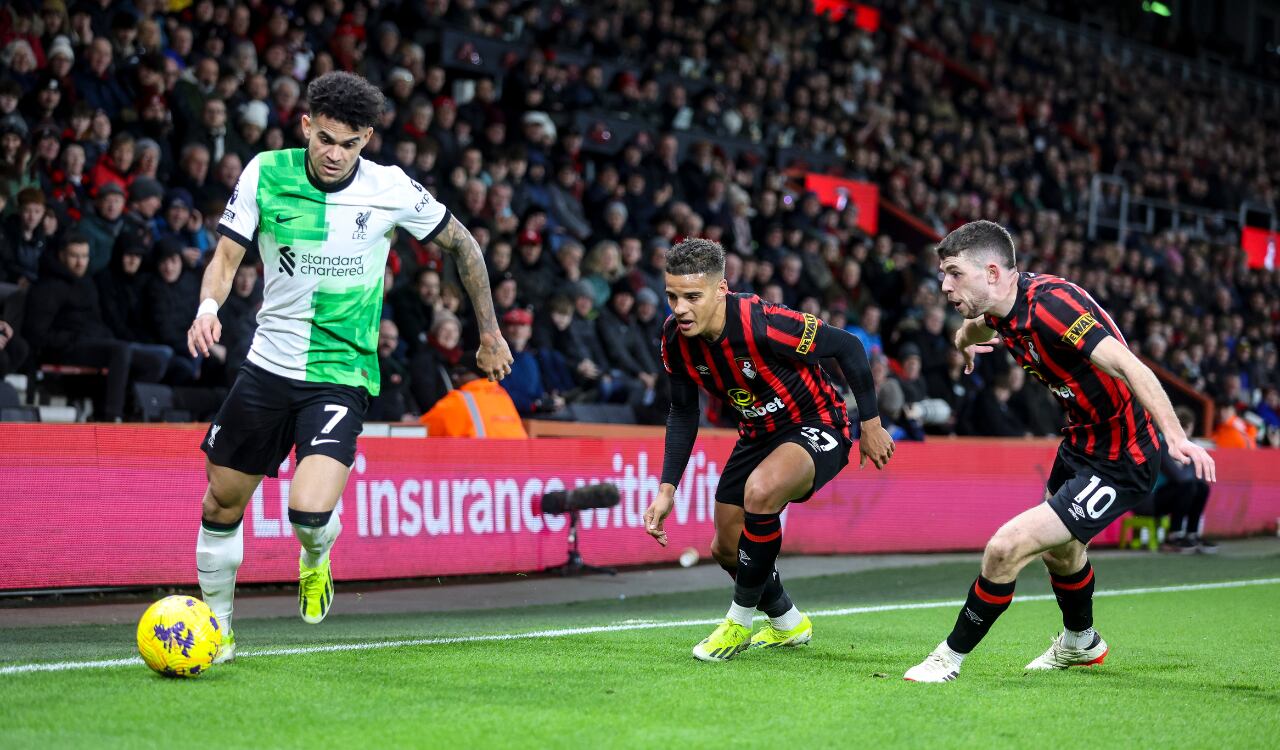 Luis Díaz tuvo un discreto partido con Liverpool ante Bournemouth